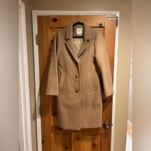 Abercrombie & Fitch Women’s Camel Trench Coat